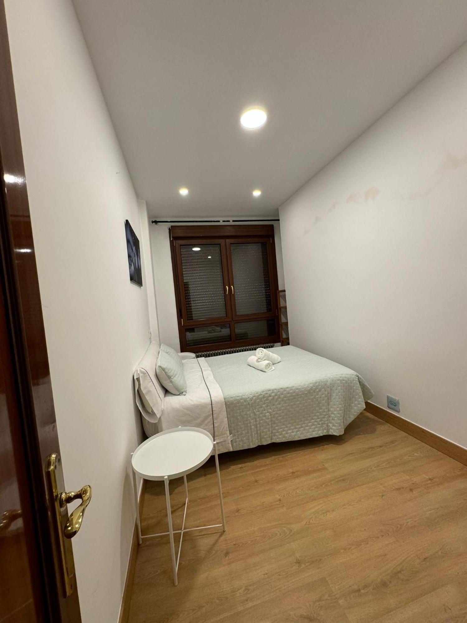 Apartamento De 2 Habitaciones En ビルバオ エクステリア 写真