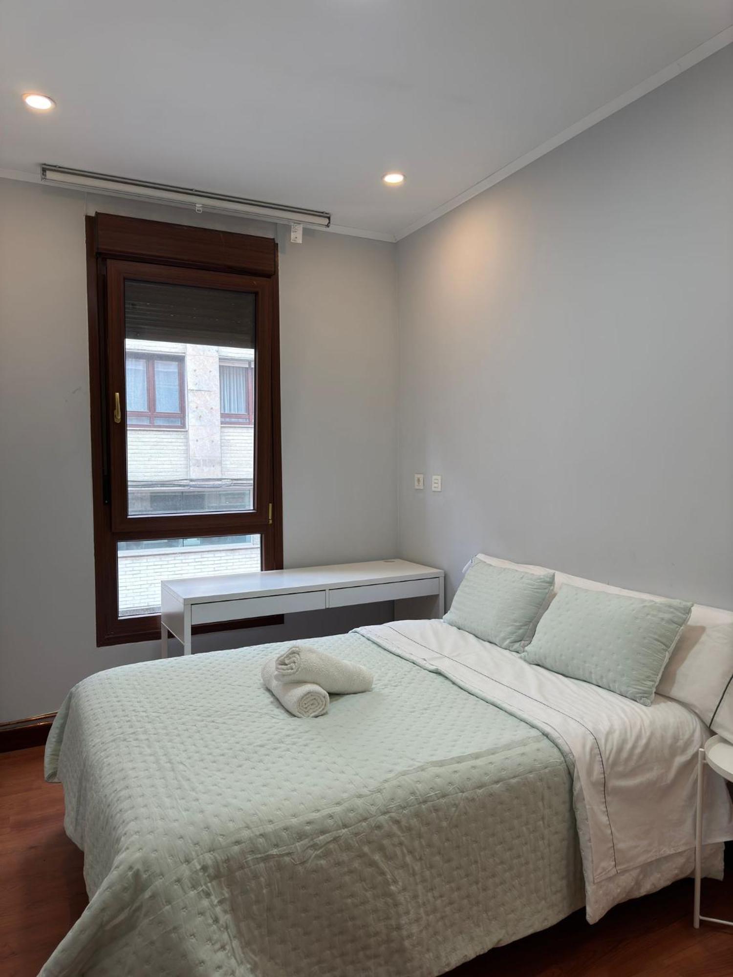 Apartamento De 2 Habitaciones En ビルバオ エクステリア 写真